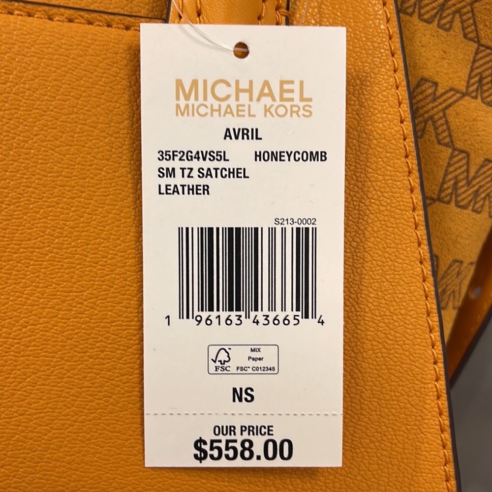 Michael Kors Avril Small Signature PVC Top Zip Satchel Crossbody Bag
Honeycomb - Picture 15 of 16